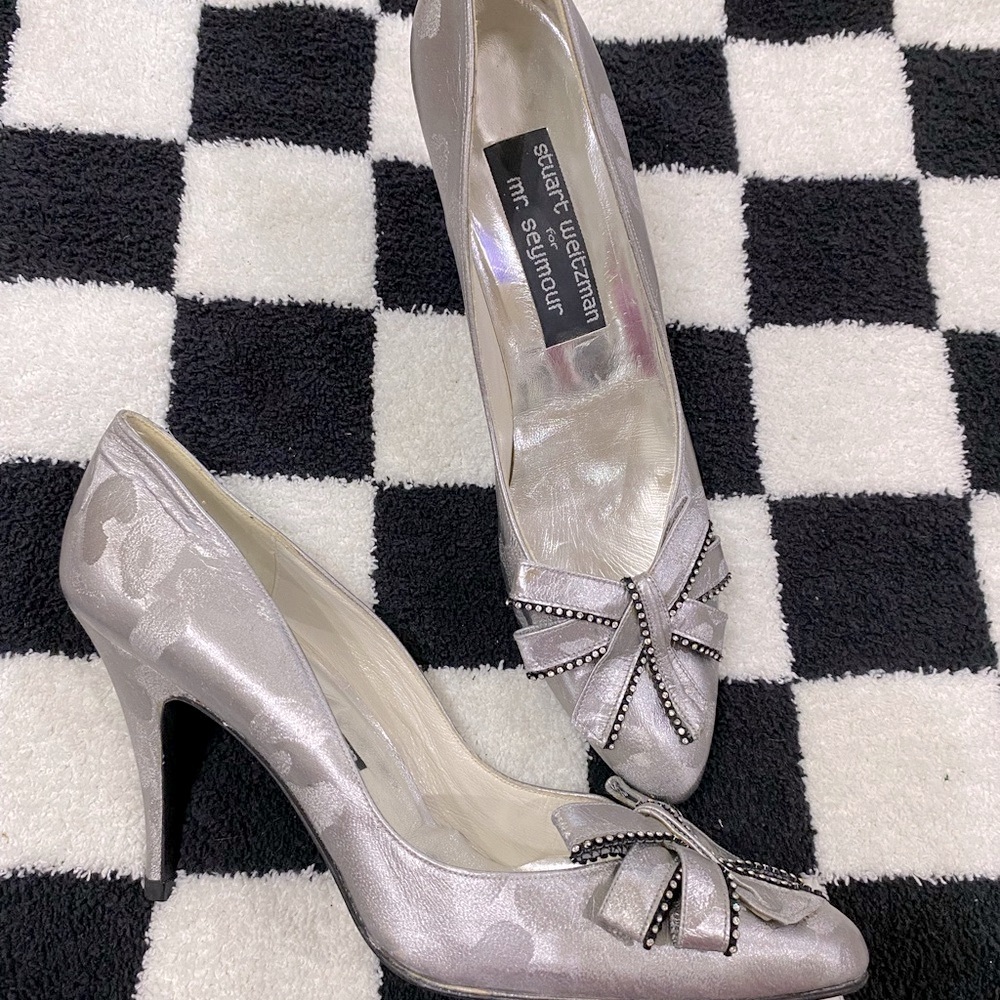 Stuart Weitzman Silver Women's Heels | Vintage | Size 8
